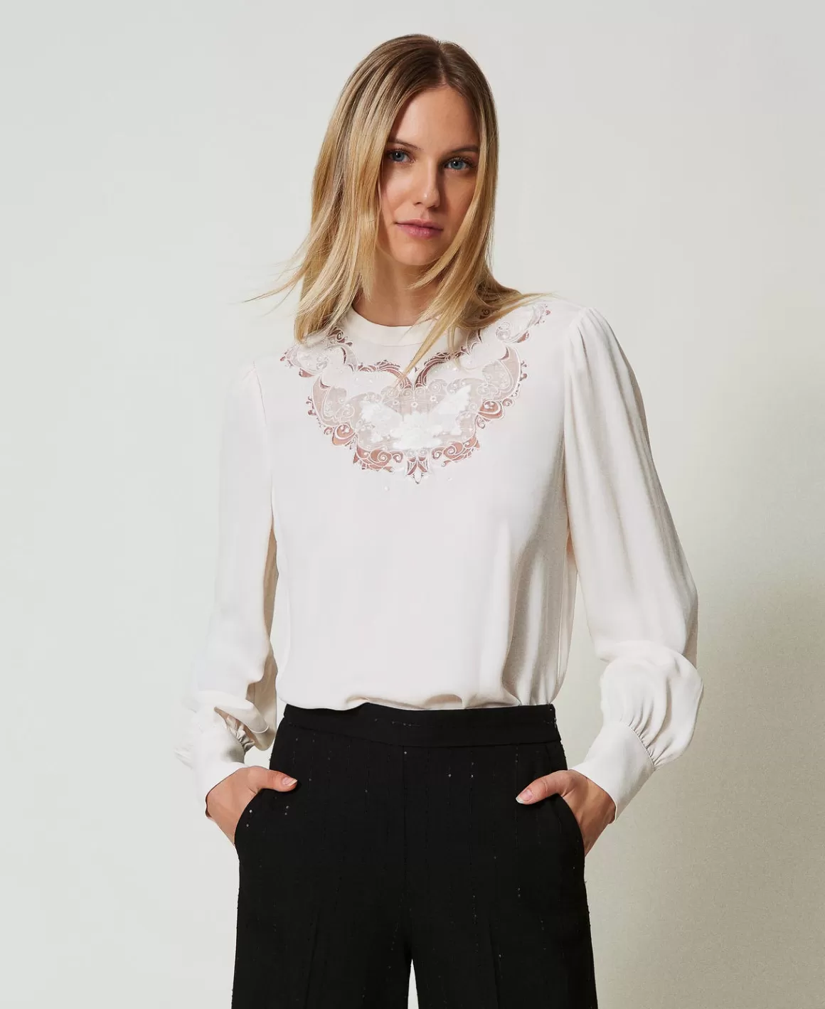 TWINSET Milano Blouses Et Chemises*Blouse En Crêpe Avec Broderie Florale Blanc « White Cream »