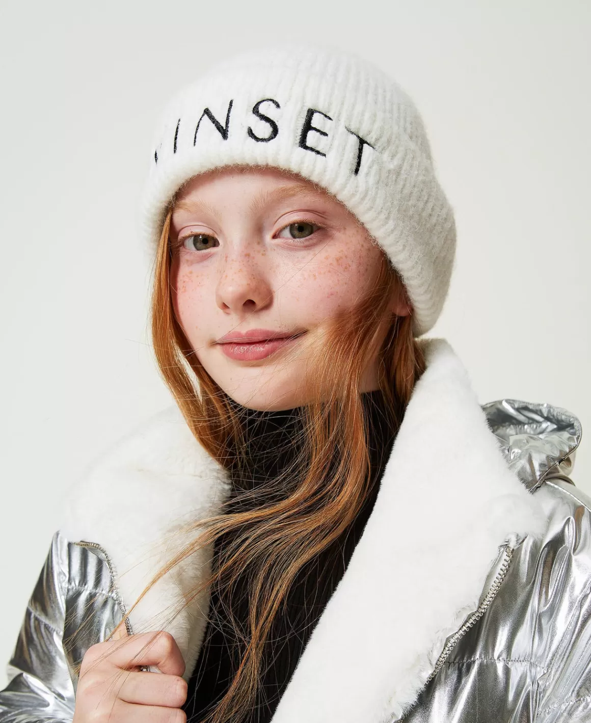 TWINSET Milano Accessoires*Bonnet En Maille Avec Broderie Siglée Off White