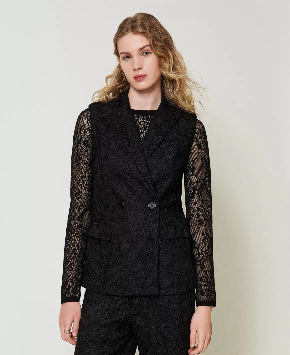 TWINSET Milano Blousons Et Doudounes | Blazers*Gilet Croisé En Dentelle Macramé Noir