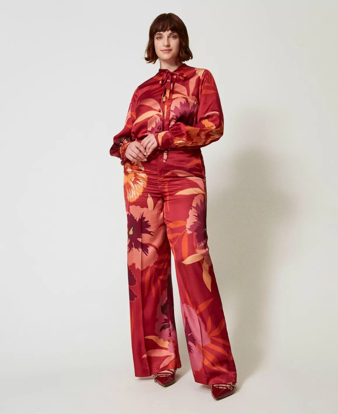 TWINSET Milano Pantalons Larges Et Palazzo*Pantalon Ample En Satin Floral Grandes Fleurs Rouge/Red Plum