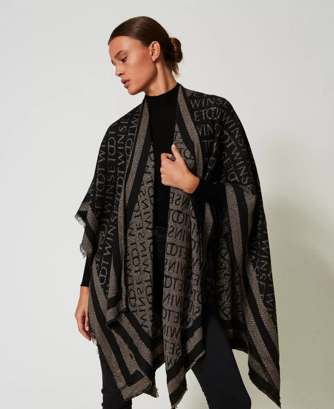 TWINSET Milano Ponchos*Poncho Jacquard Avec Logo Noir