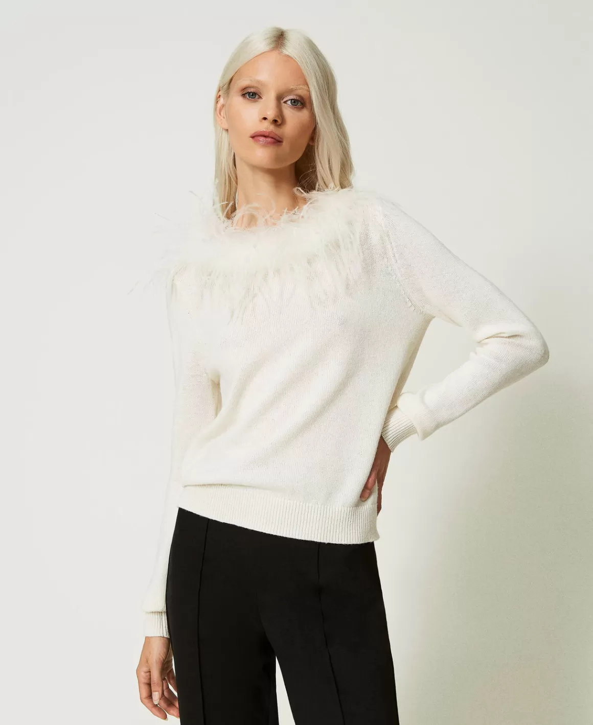 TWINSET Milano Pulls Et Cardigans*Pull Regular En Laine Mélangée Avec Plumes Blanc Neige