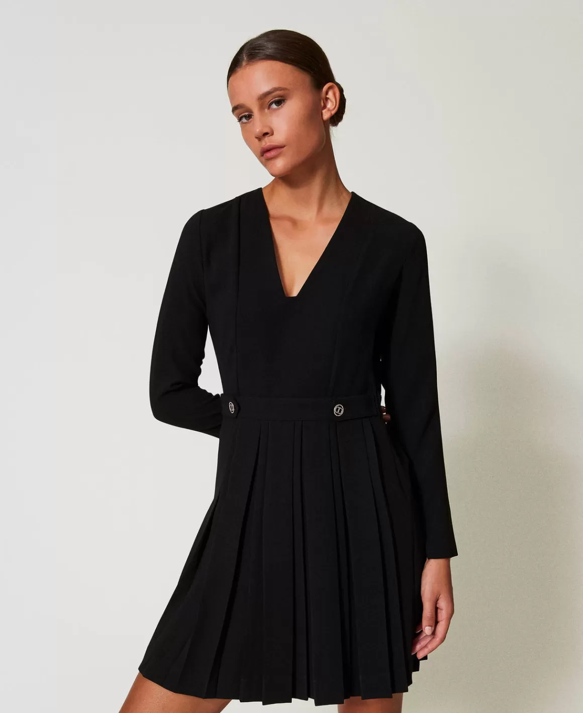 TWINSET Milano Robes De Cérémonie | Robes Courtes*Robe Courte En Crêpe Plissé Avec Boutons Noir