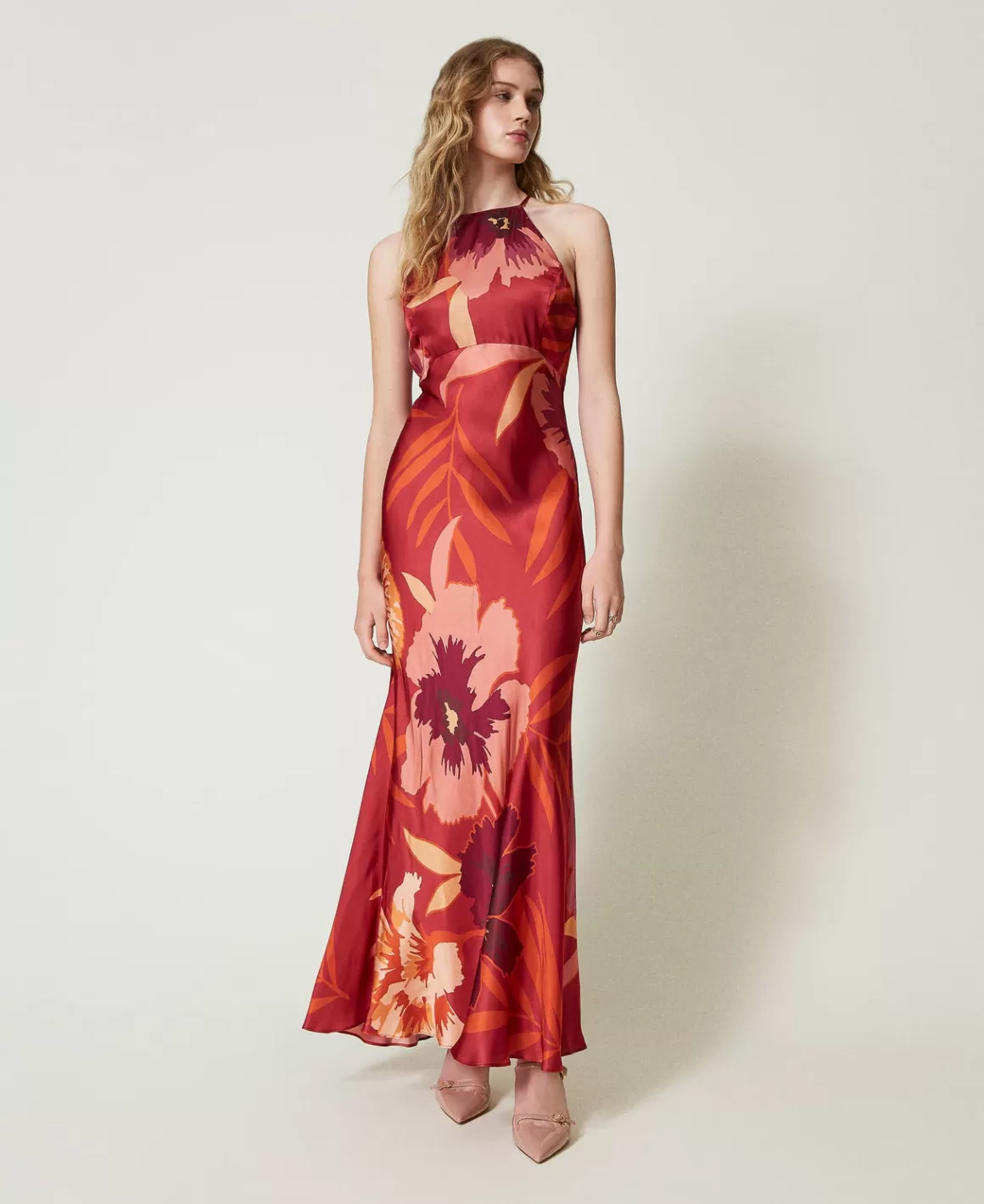 TWINSET Milano Robes De Cérémonie | Robes Élégantes*Robe Longue En Satin Floral Avec Encolure Américaine Grandes Fleurs Rouge/Red Plum