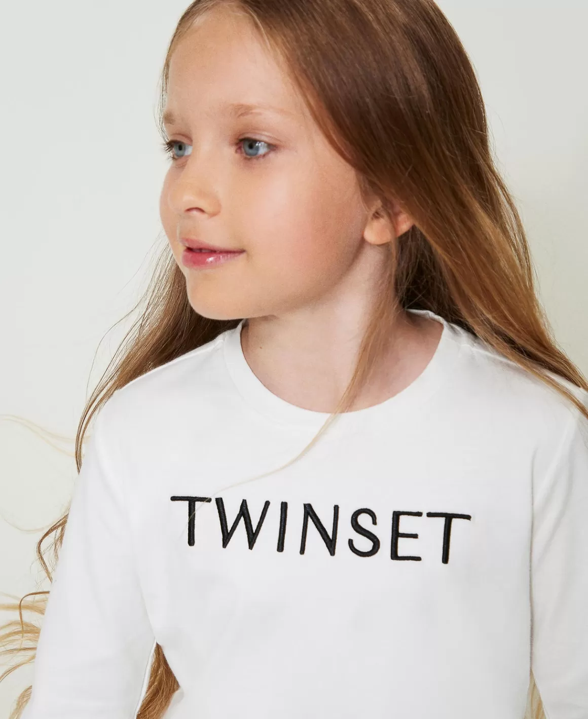 TWINSET Milano T-Shirts Et Tops*T-shirt Cropped Avec Logo Brodé Bicolore Blanc Cassé / Noir